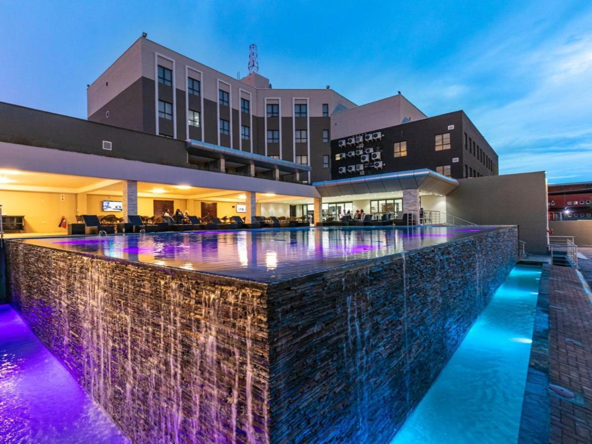 The Grand Aria Hotel And Conference Centre Gaborone Dış mekan fotoğraf