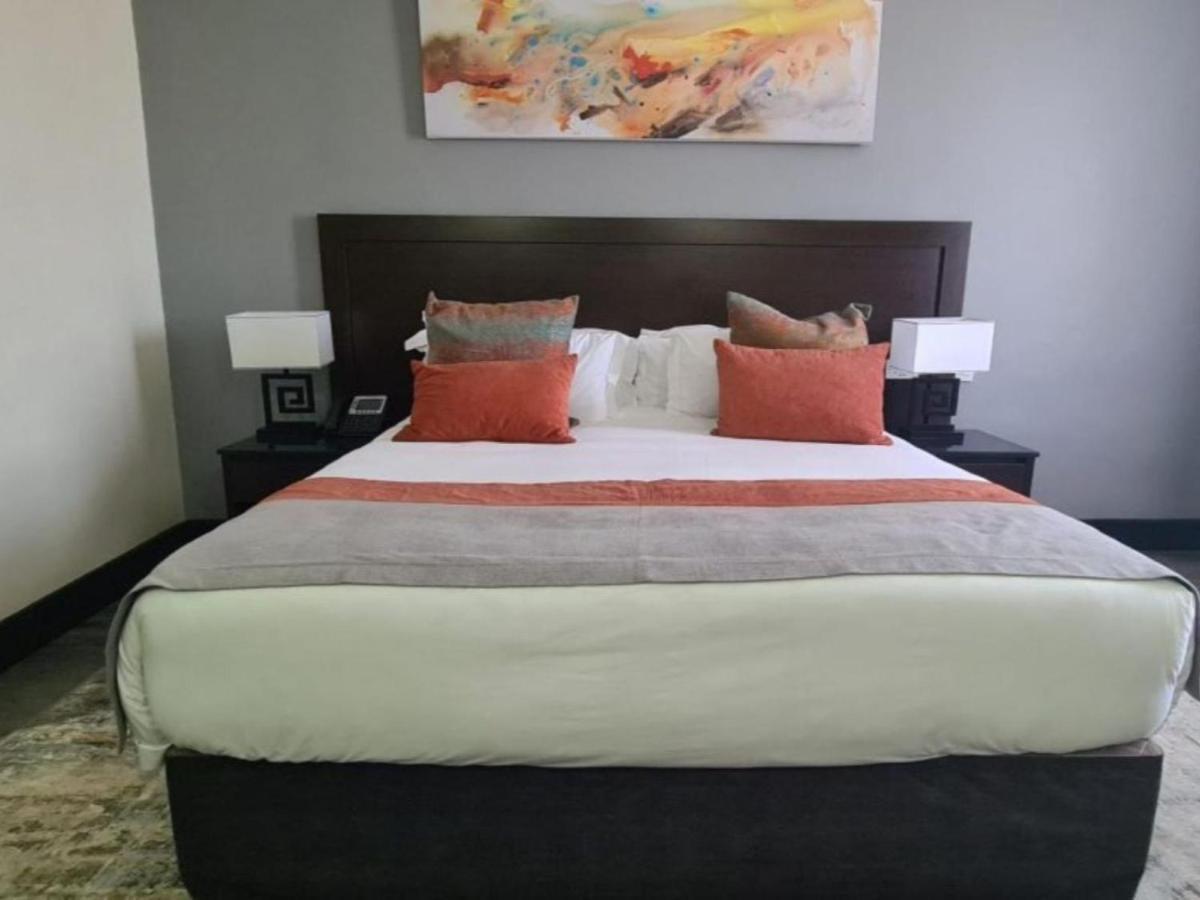 The Grand Aria Hotel And Conference Centre Gaborone Oda fotoğraf